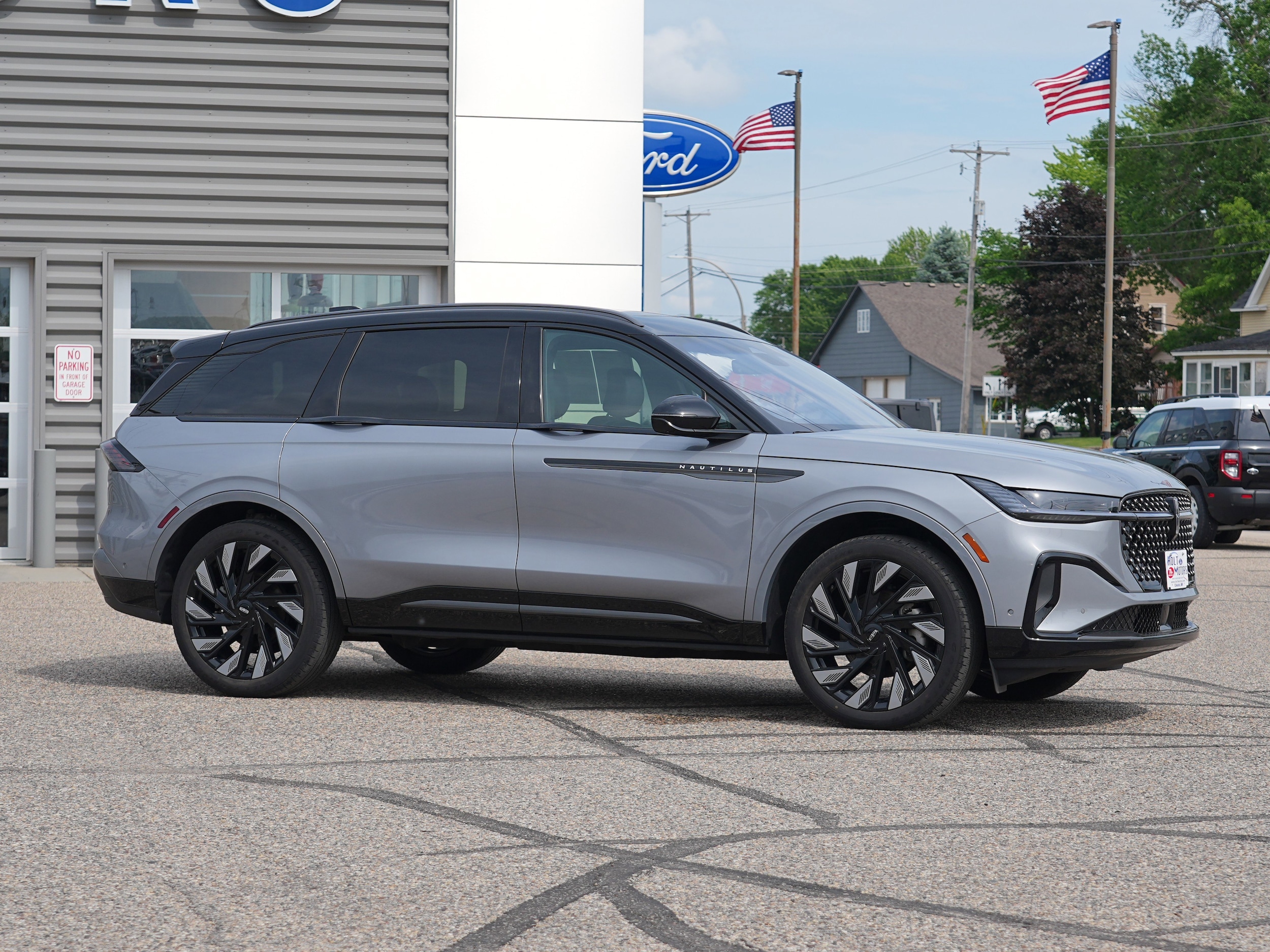 Used 2024 Lincoln Nautilus Reserve with VIN 5LMPJ8KA1RJ781014 for sale in Cokato, Minnesota