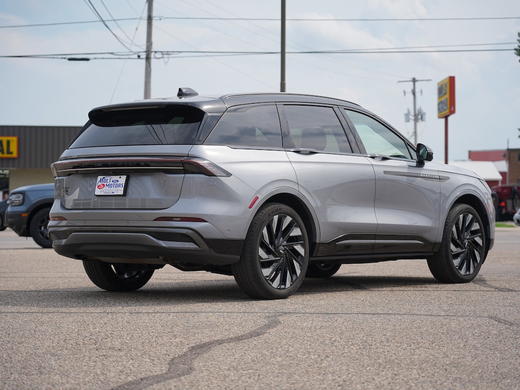 Used 2024 Lincoln Nautilus Reserve SUV