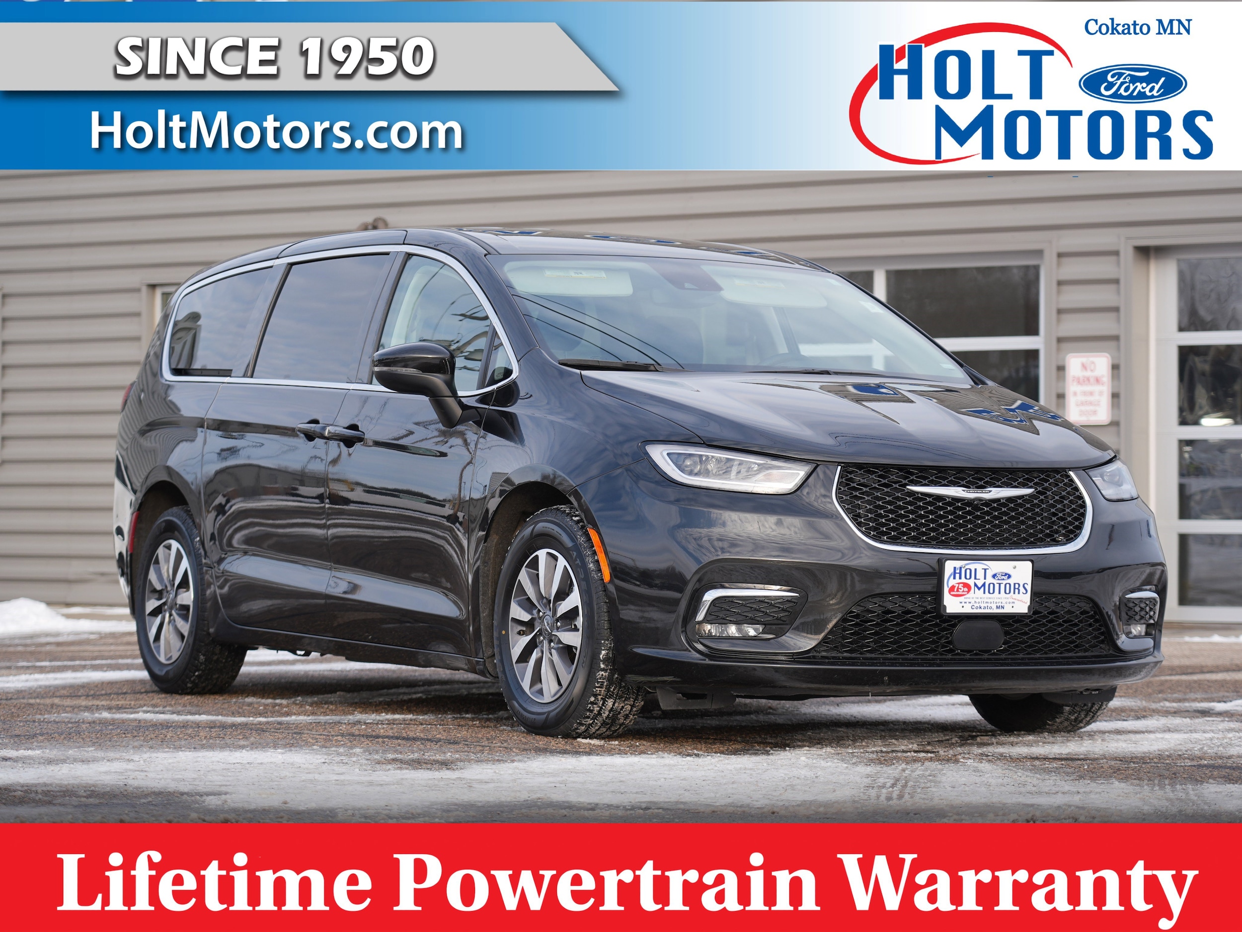 2023 Chrysler Pacifica Hybrid Touring L Hybrid's photo
