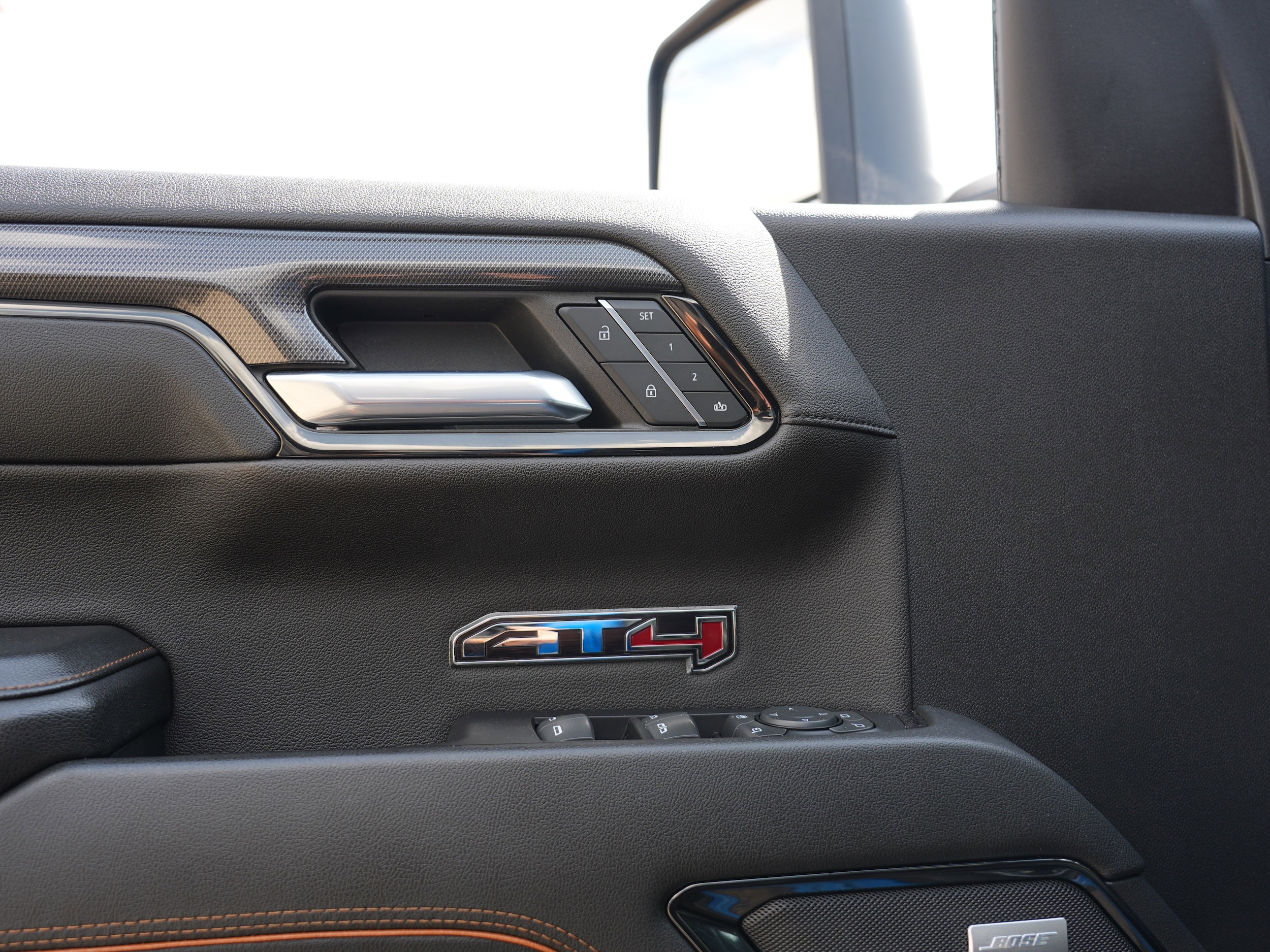 2023 GMC Sierra 1500 AT4 - Photo 18