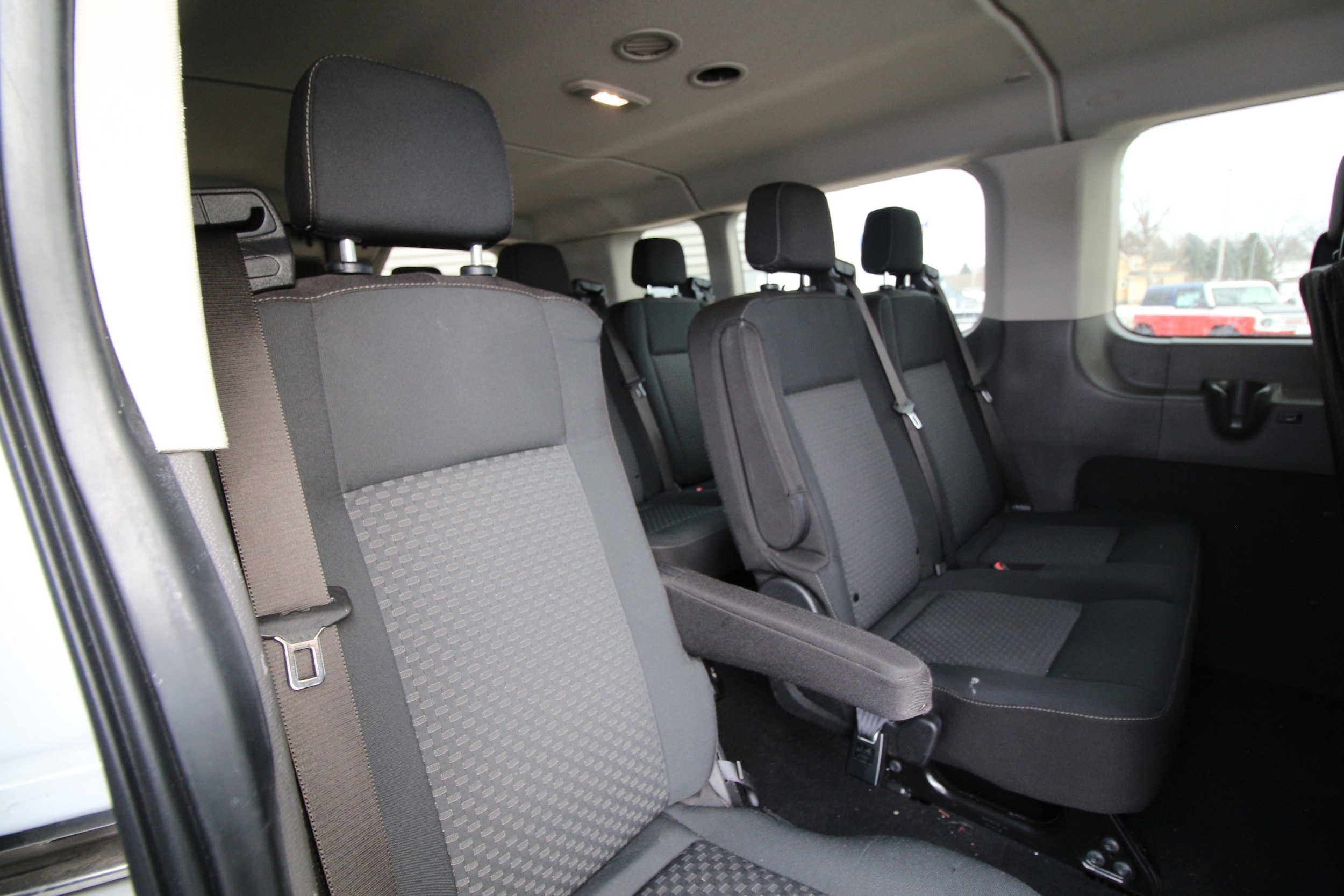 2023 Ford Transit Passenger Van XLT - Photo 28