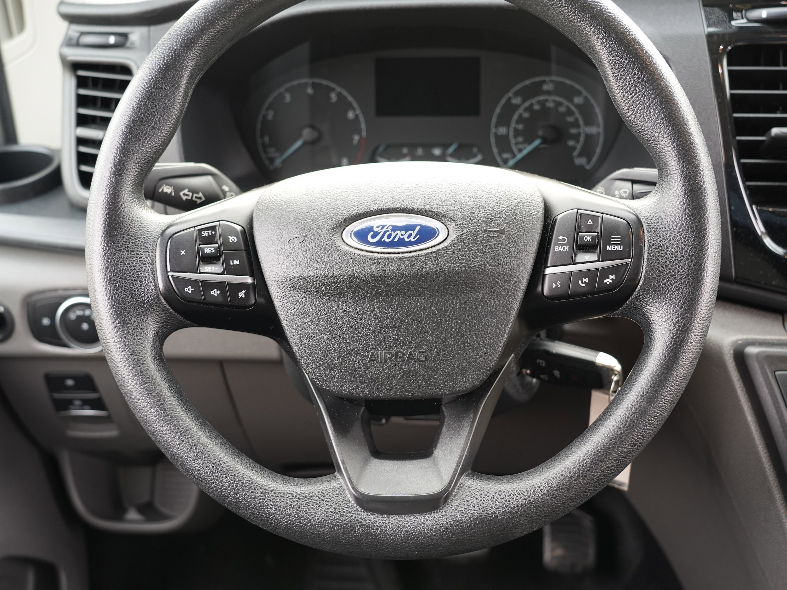2023 Ford Transit Passenger Van XLT - Photo 24