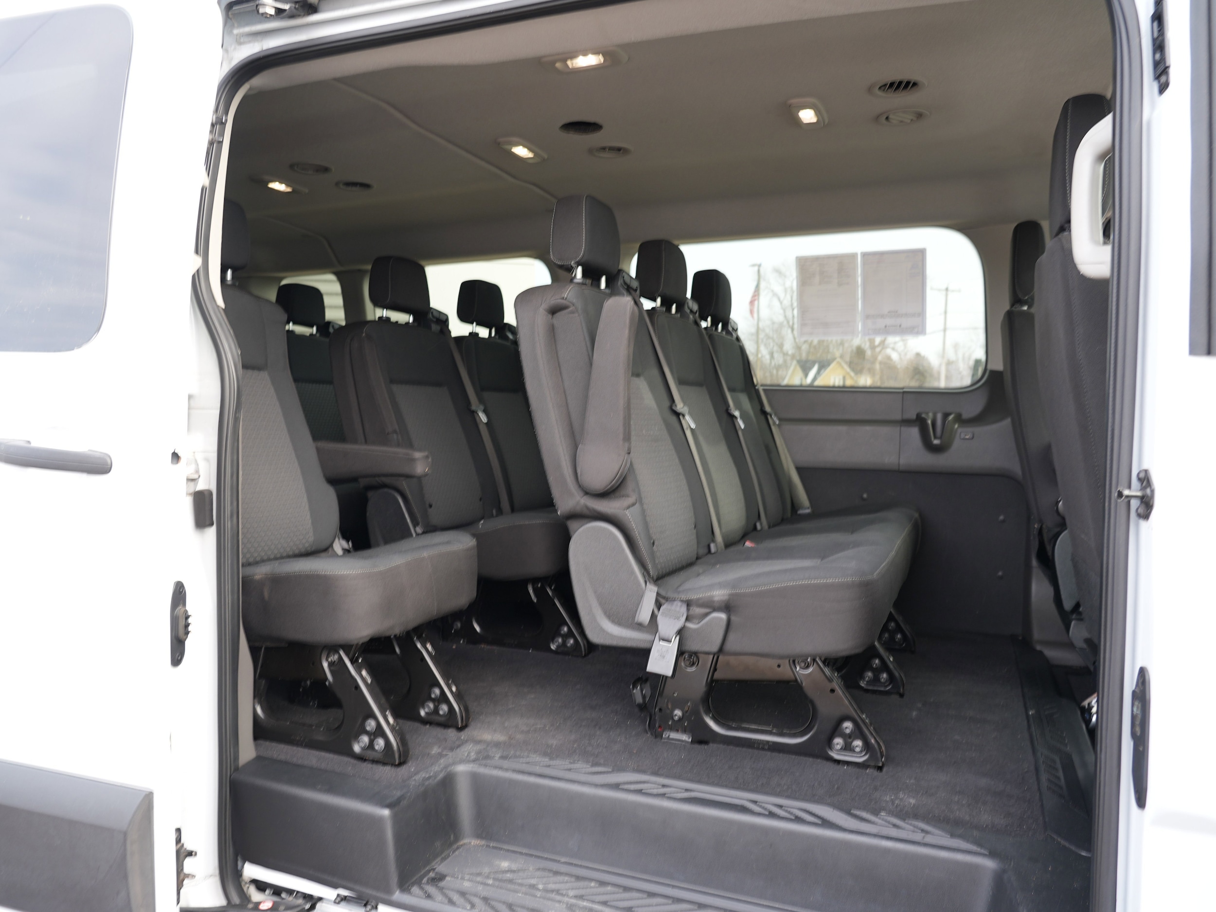 2023 Ford Transit Passenger Van XLT - Photo 20