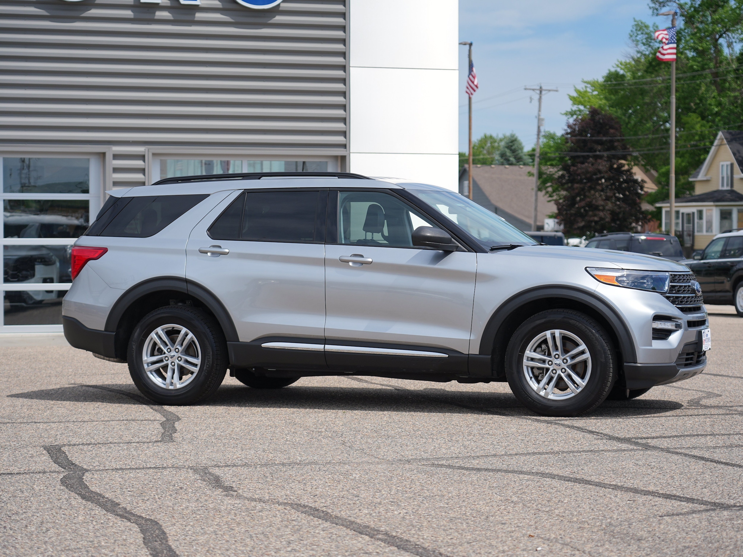 Used 2023 Ford Explorer XLT with VIN 1FMSK8DH0PGC23864 for sale in Cokato, Minnesota