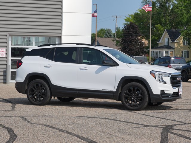 Used 2022 GMC Terrain SLE with VIN 3GKALTEVXNL307983 for sale in Cokato, Minnesota