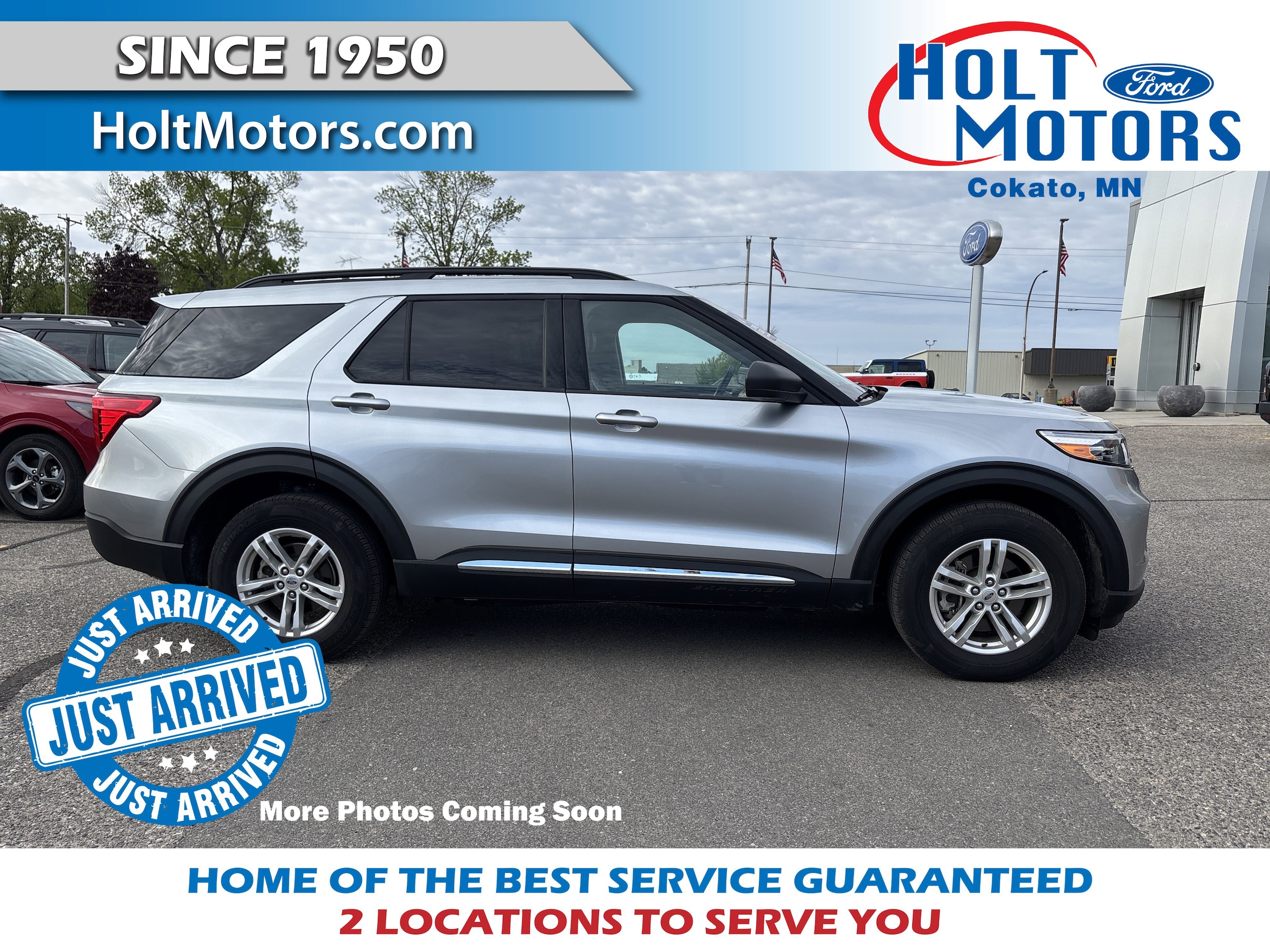 2023 Ford Explorer XLT 4WD's photo