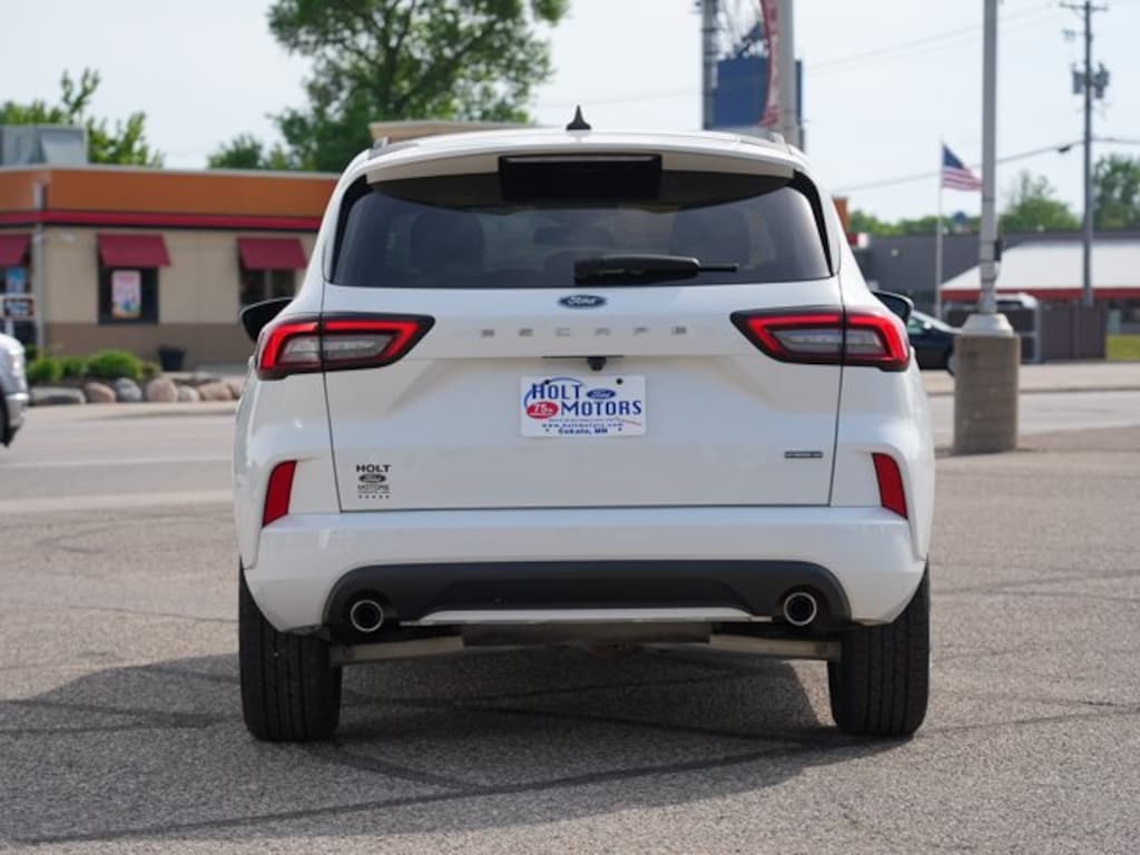 Used 2023 Ford Escape Hybrid ST-Line Select SUV