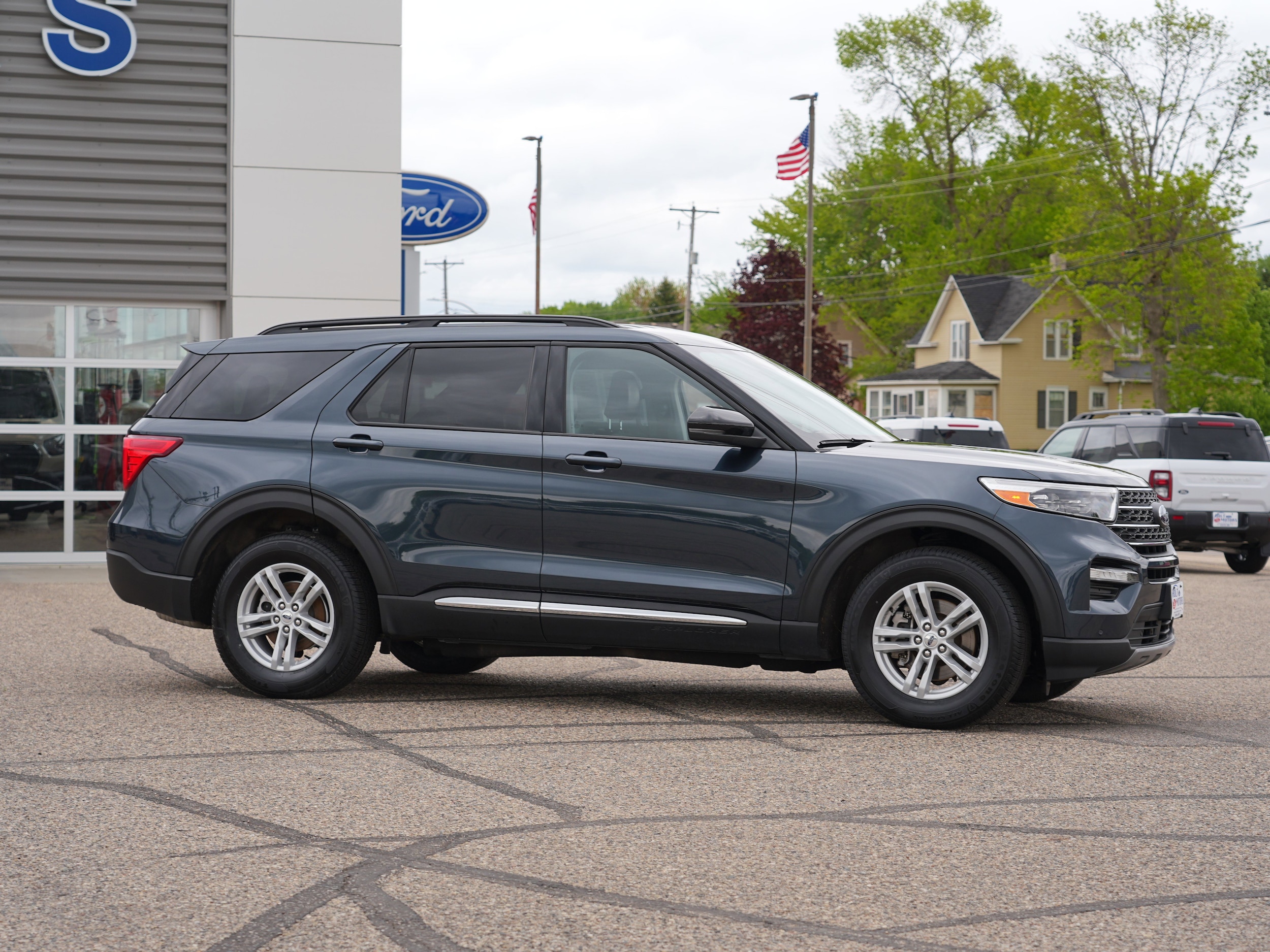 Used 2023 Ford Explorer XLT with VIN 1FMSK8DH9PGC16766 for sale in Cokato, Minnesota