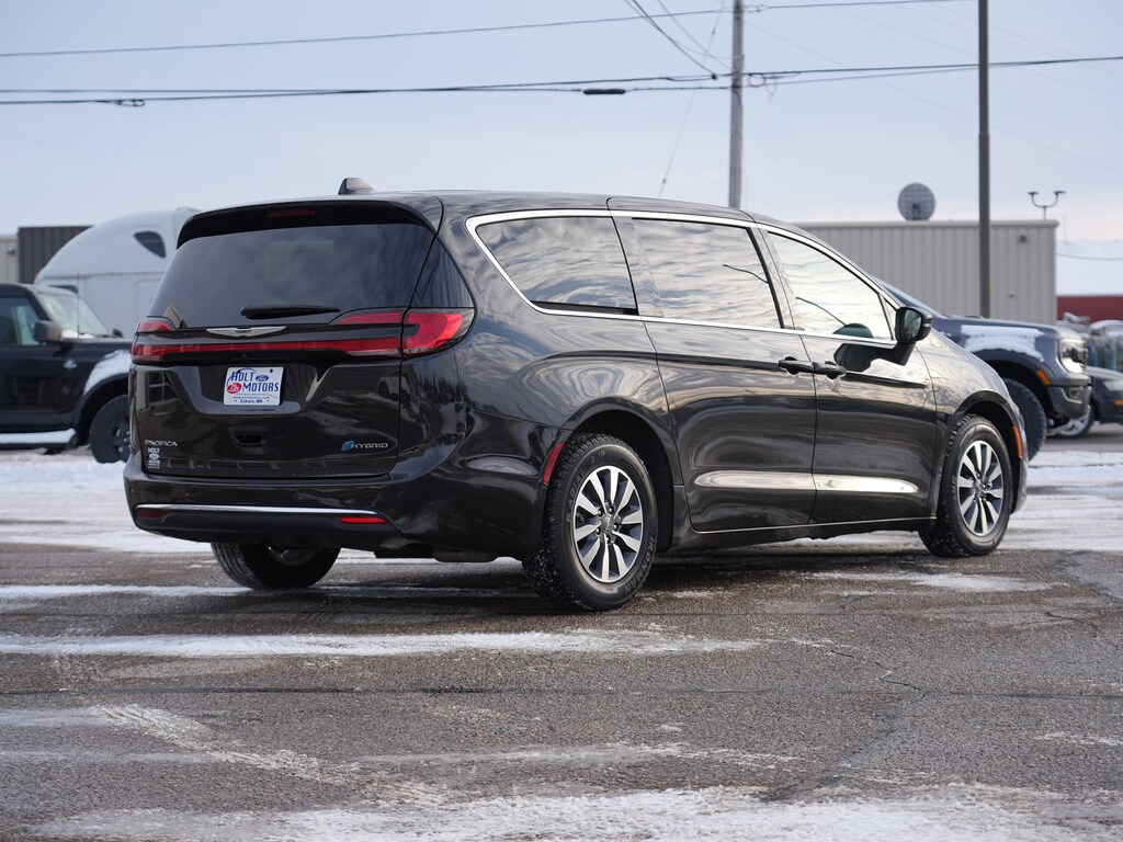 Used 2023 Chrysler Pacifica Hybrid Touring L Passenger Van