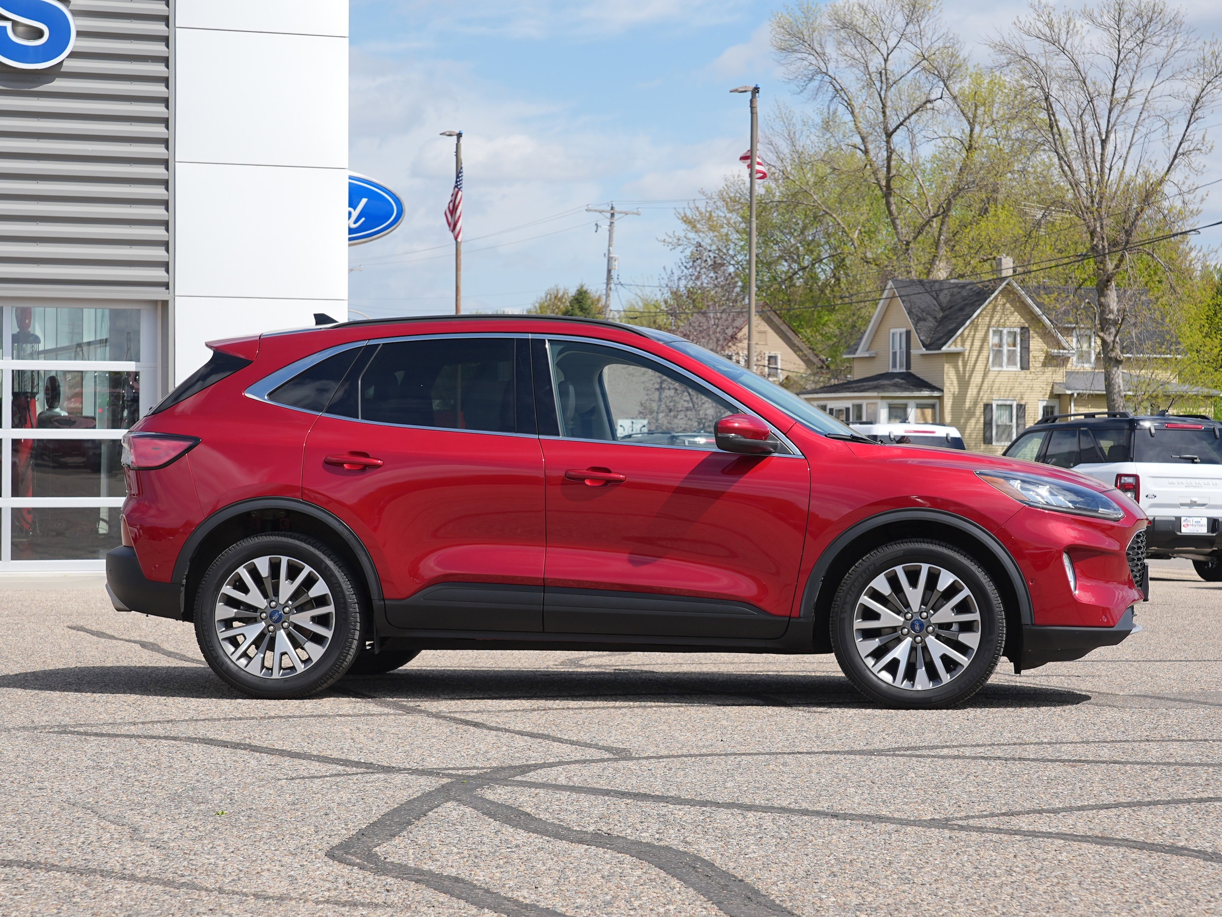 Used 2020 Ford Escape Titanium with VIN 1FMCU9J93LUA56994 for sale in Cokato, Minnesota