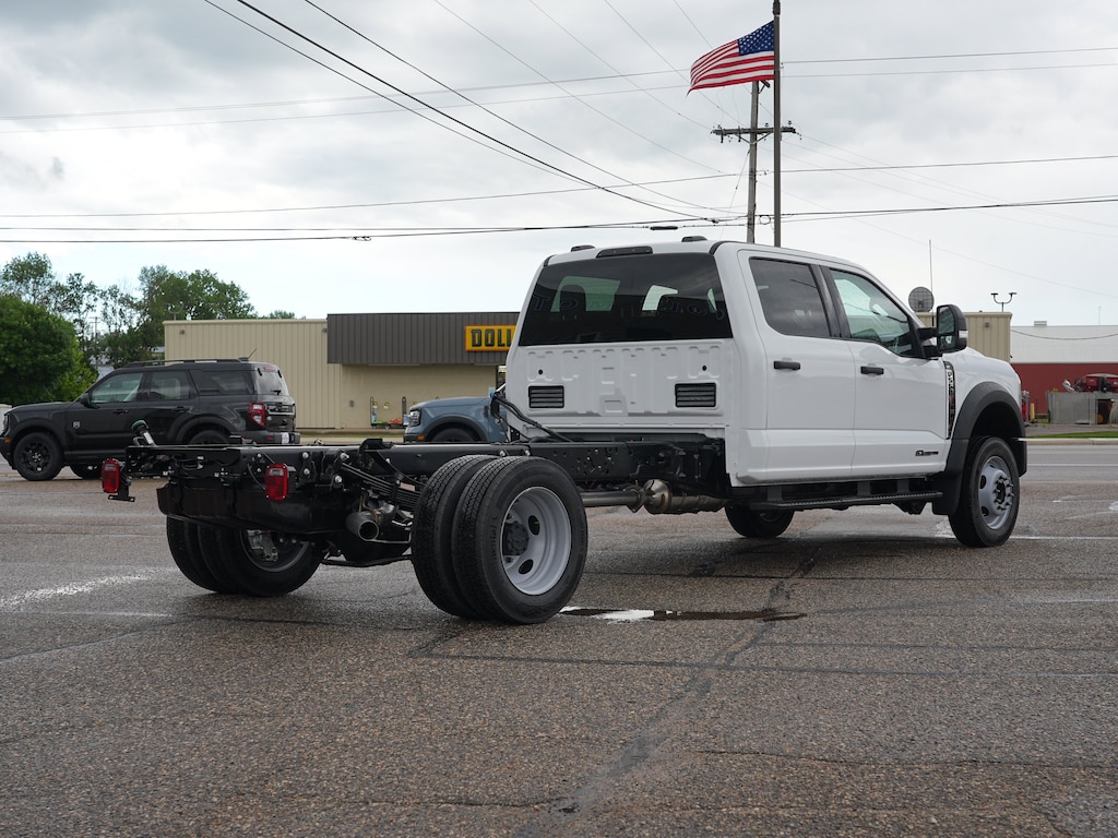 New 2026 Ford F-550SD XLT Chassis