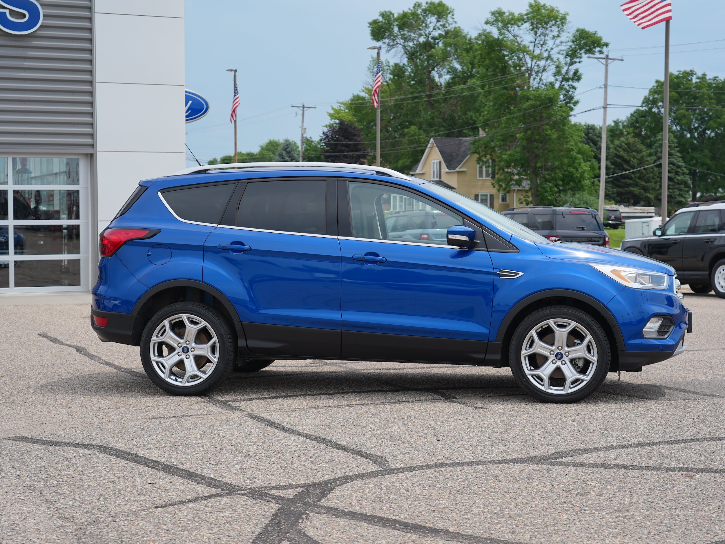 Used 2019 Ford Escape Titanium with VIN 1FMCU9J92KUA05923 for sale in Cokato, Minnesota