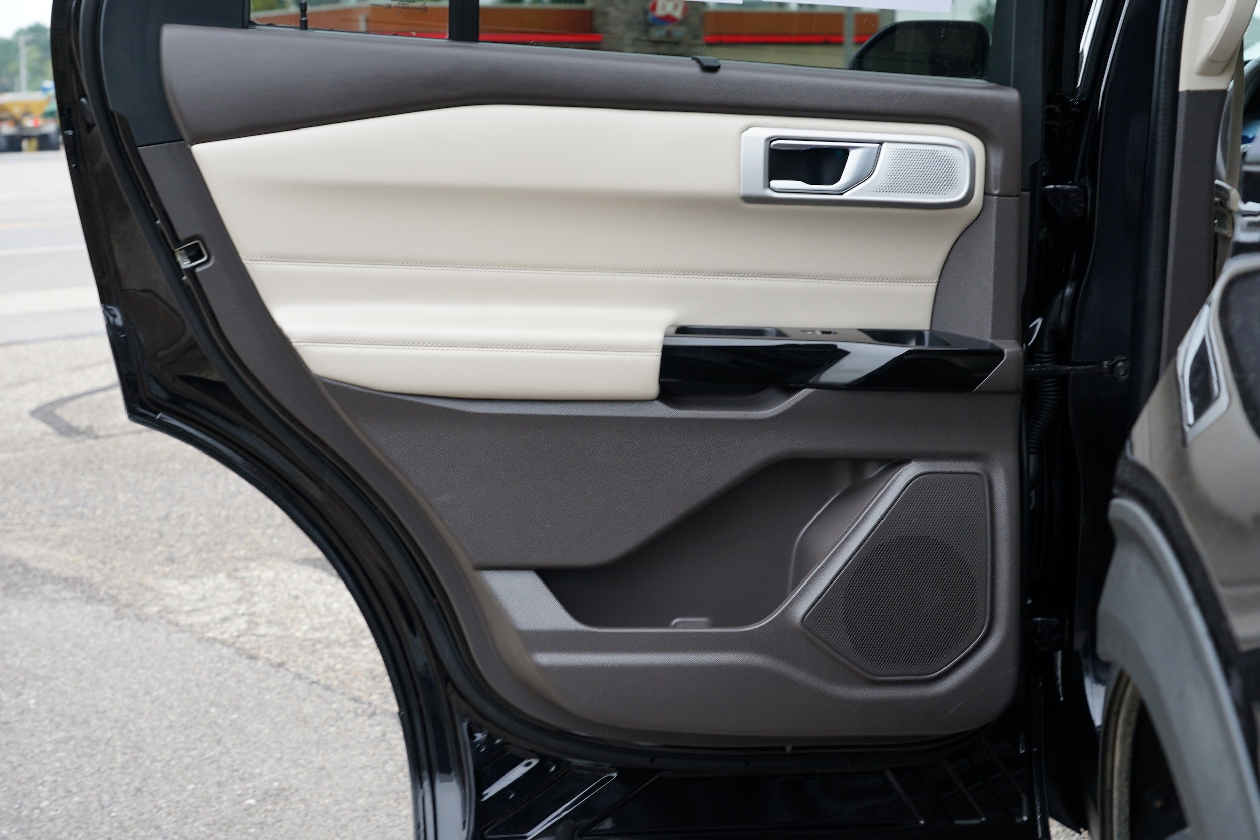 2022 Ford Explorer Platinum - Photo 19