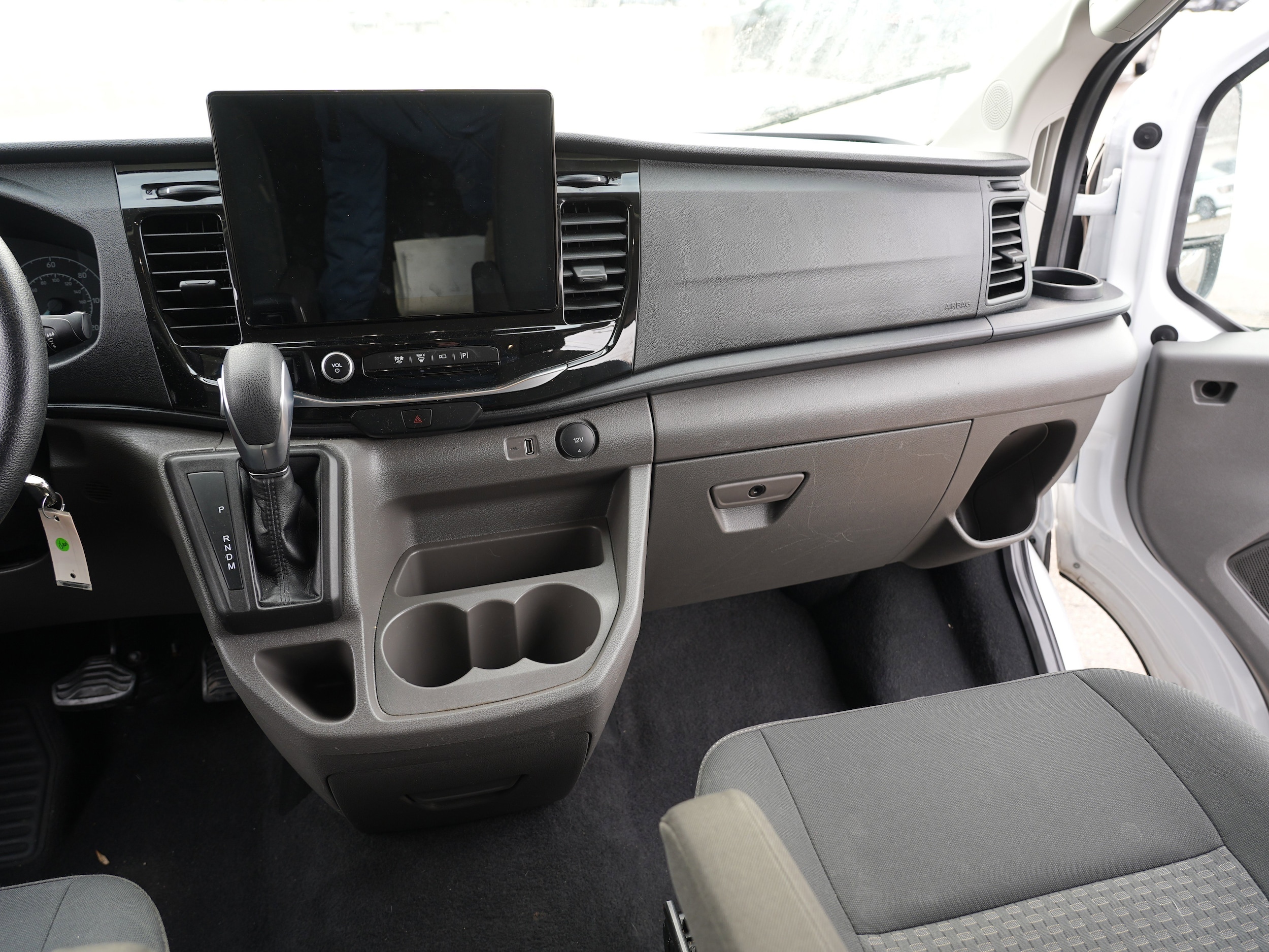 2023 Ford Transit Passenger Van XLT - Photo 22