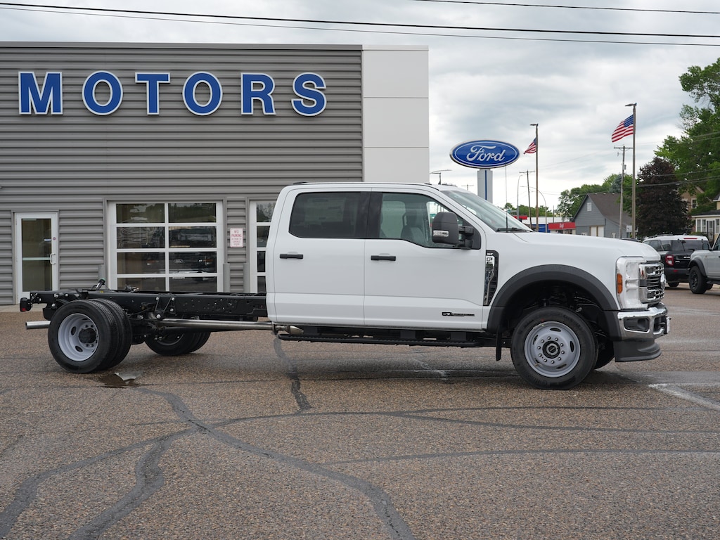 New 2026 Ford F-550SD XLT Chassis