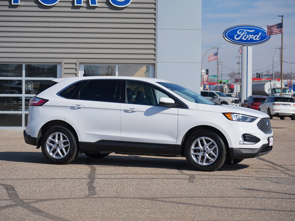 Used 2024 Ford Edge SEL SUV
