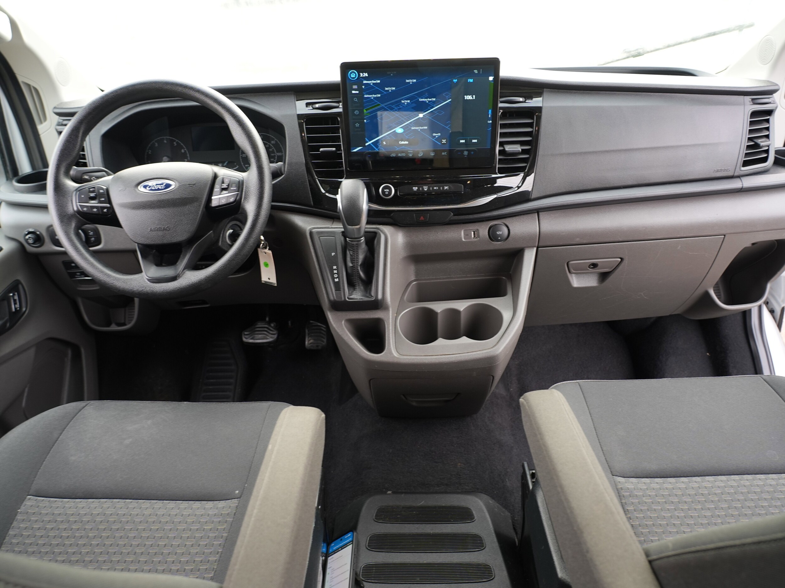 2023 Ford Transit Passenger Van XLT - Photo 26
