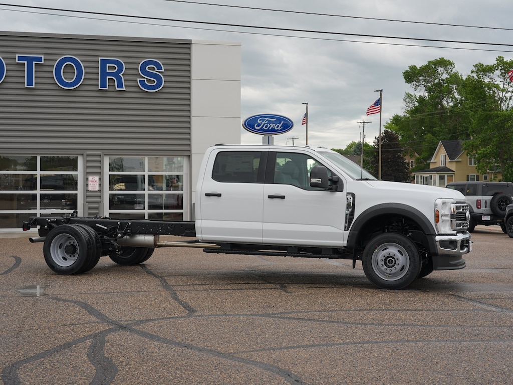 New 2026 Ford F-550SD XLT Chassis