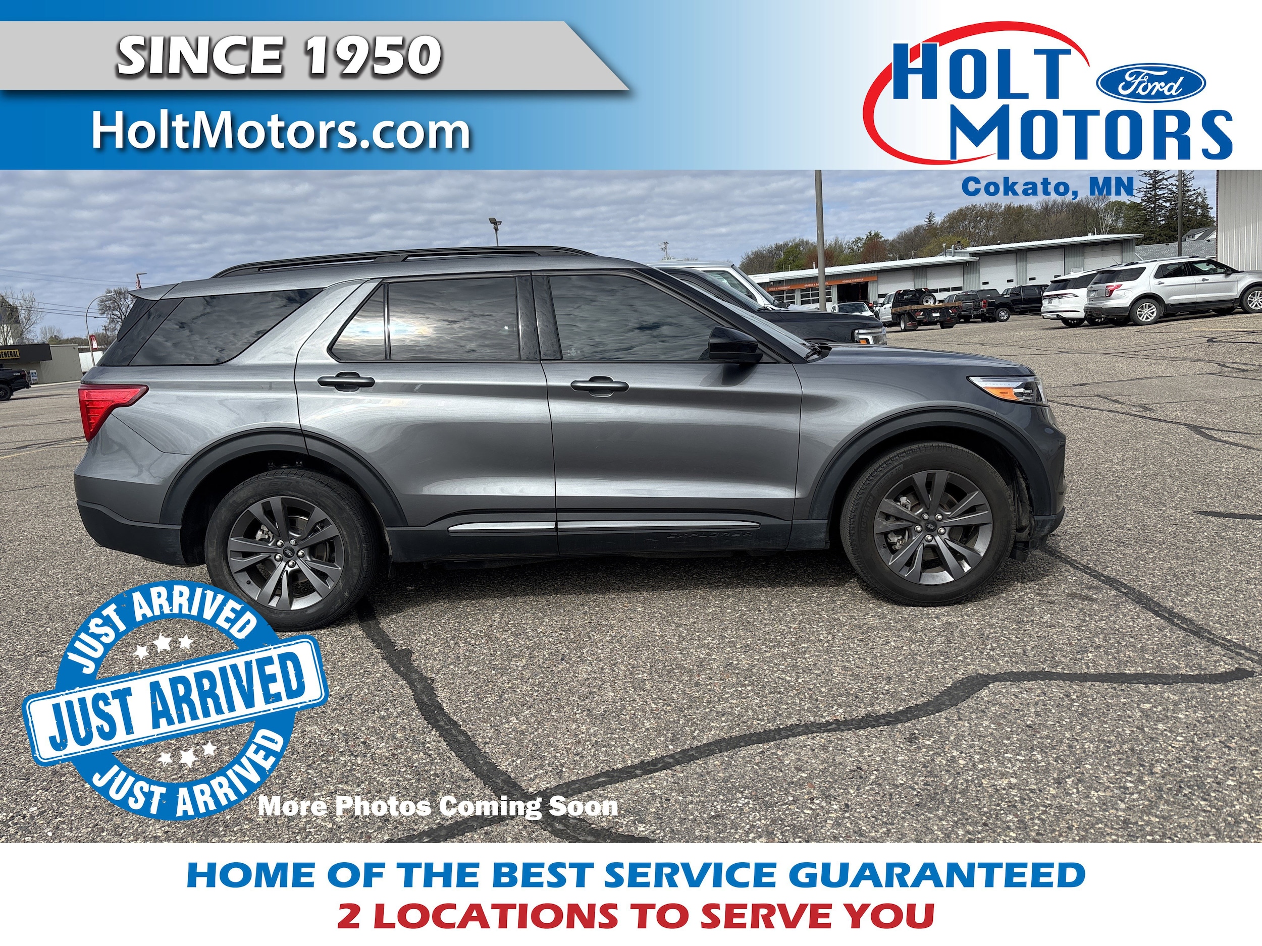2023 Ford Explorer XLT 4WD's photo