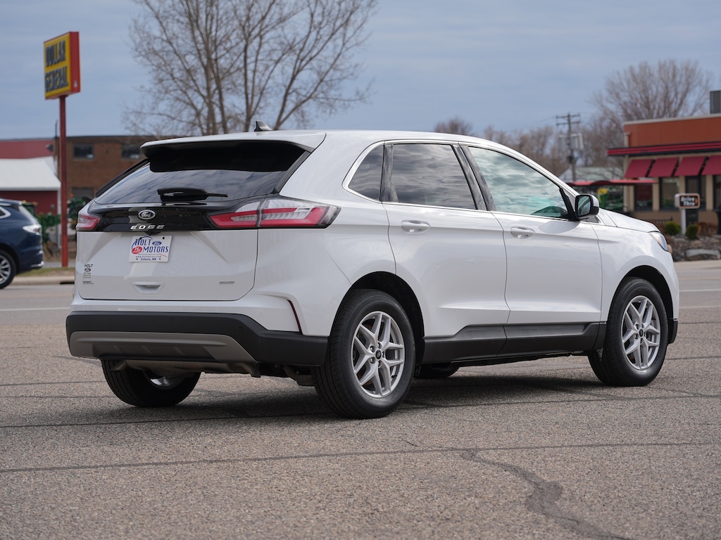 Used 2024 Ford Edge SEL SUV