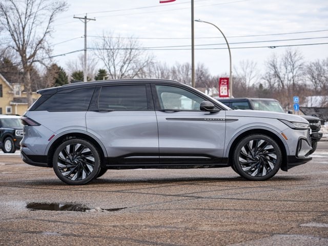 Used 2024 Lincoln Nautilus Reserve with VIN 5LMPJ8KA1RJ781014 for sale in Cokato, Minnesota