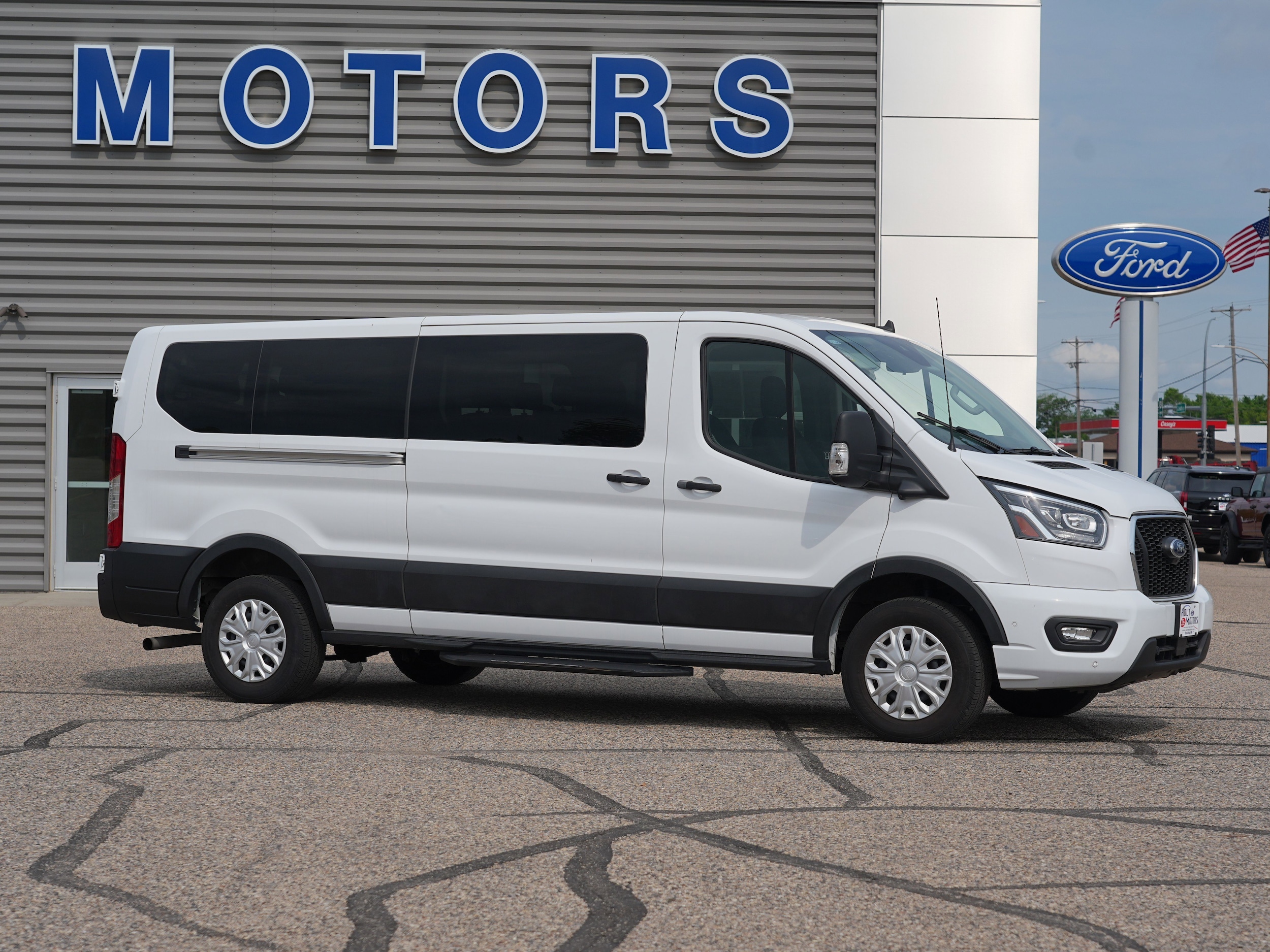 Used 2023 Ford Transit Passenger Van XLT with VIN 1FBAX2Y85PKB56317 for sale in Cokato, Minnesota