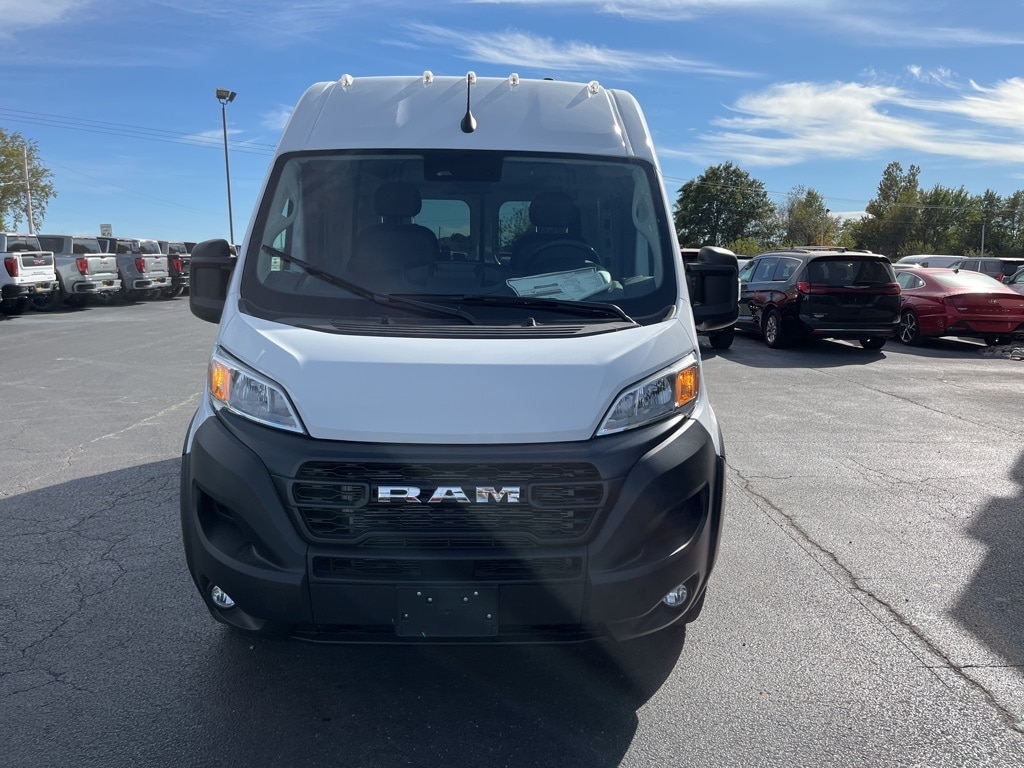 New 2025 Ram ProMaster PROMASTER 1500 TRADESMAN CARGO VAN HIGH ROOF 136' Cargo Van