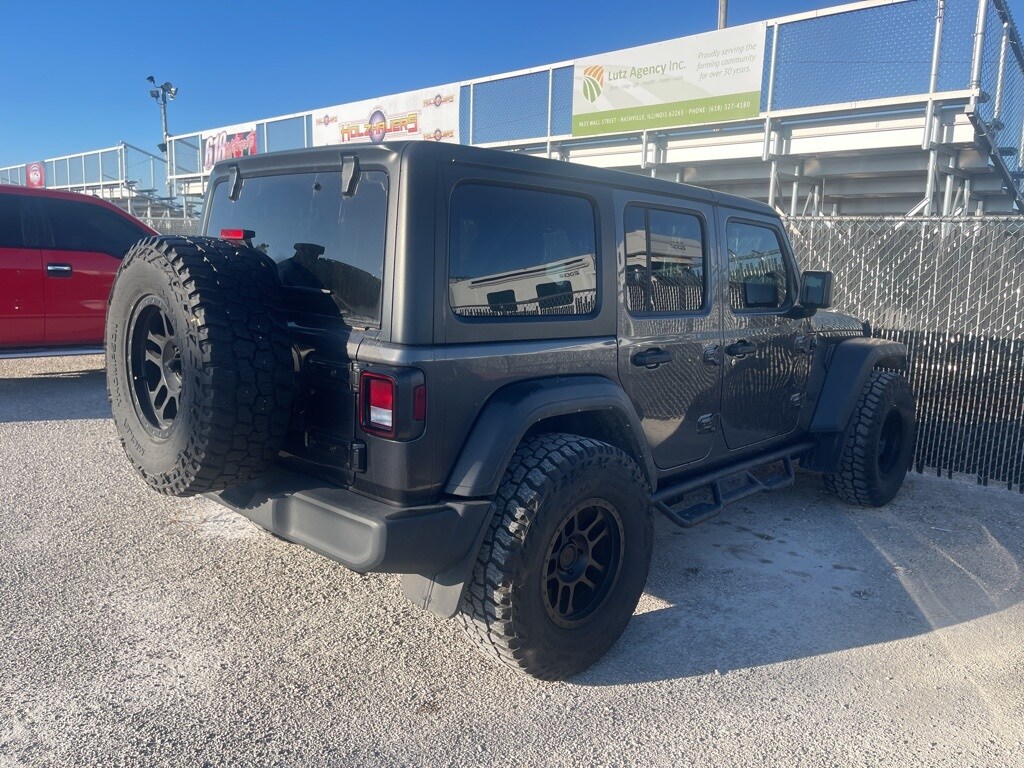 2022 Jeep Wrangler Unlimited Willys photo 3