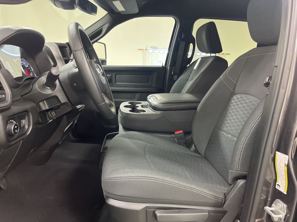 2025 RAM 2500 Tradesman - Photo 15