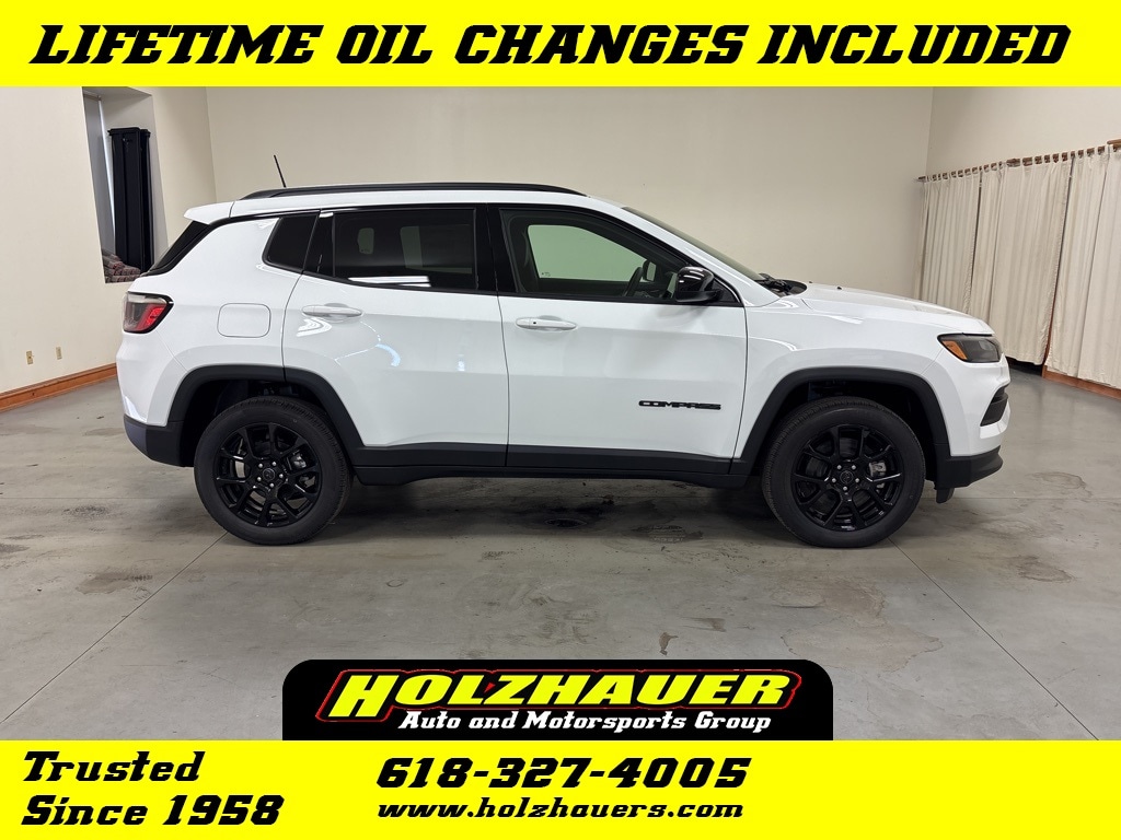 2026 Jeep Compass Altitude's photo