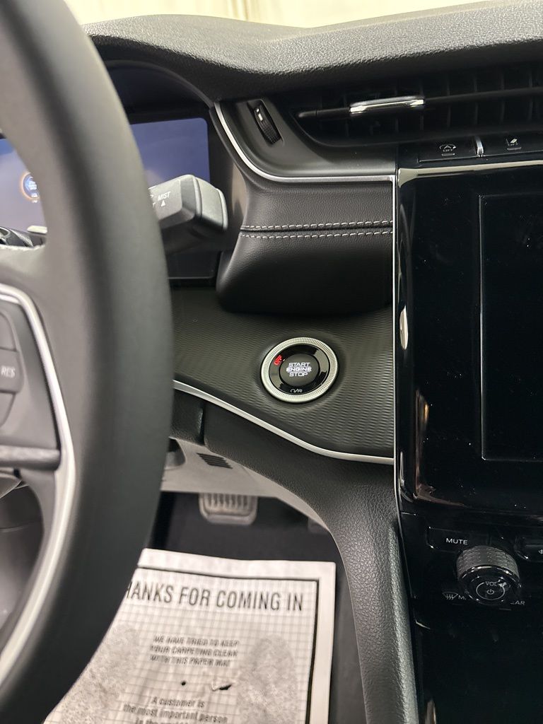 2025 Jeep Grand Cherokee Altitude - Photo 12