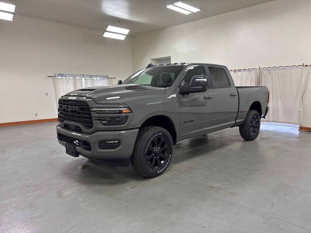 2026 Ram 3500 Laramie photo 4