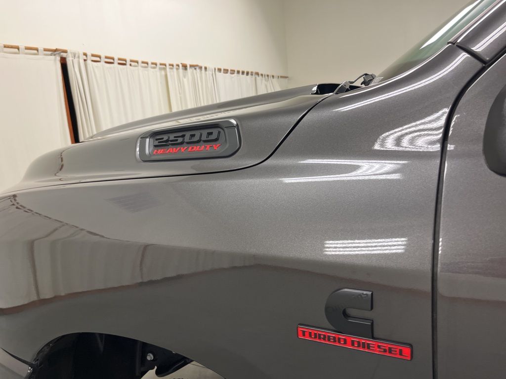 2025 RAM 2500 Tradesman - Photo 13
