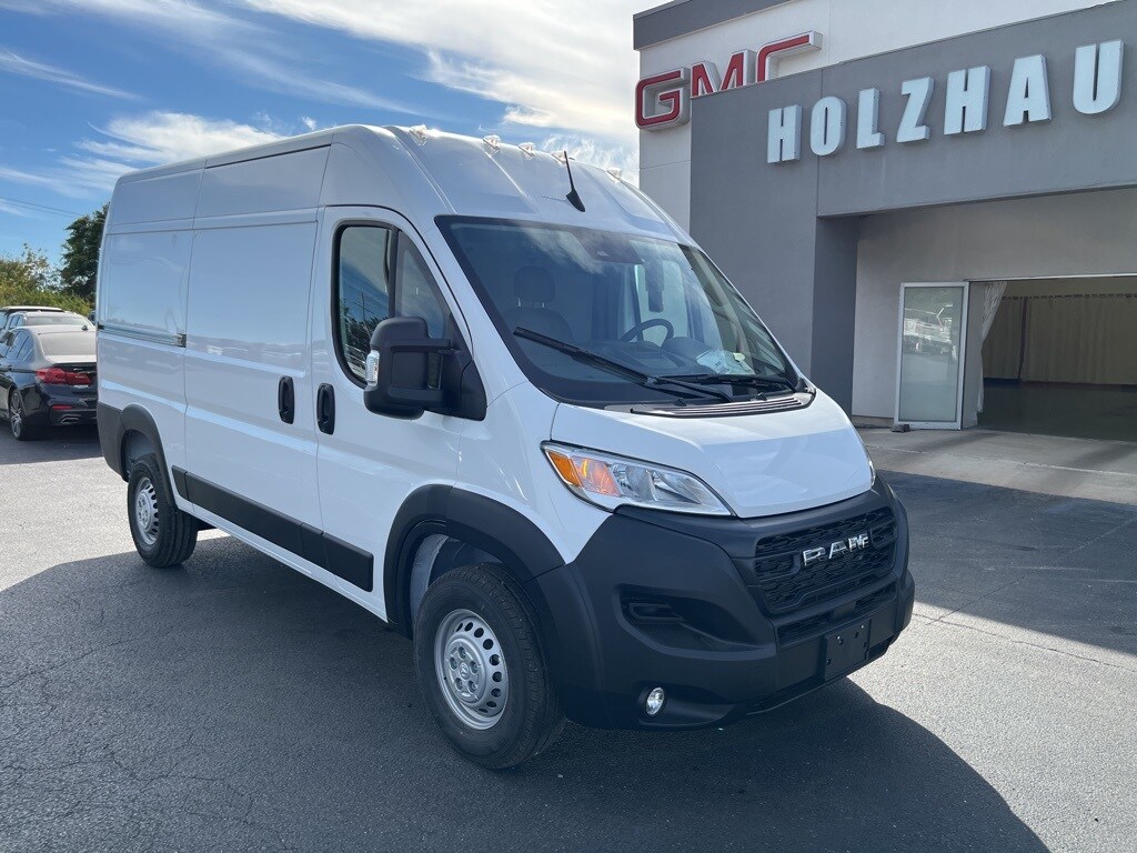 2025 Ram ProMaster 1500 1500 Tradesman Cargo Van High Roof photo 2