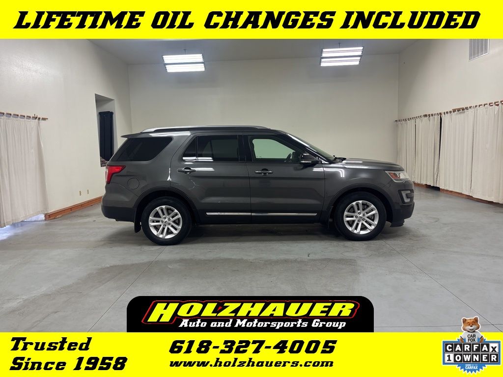 2016 Ford Explorer XLT FWD's photo