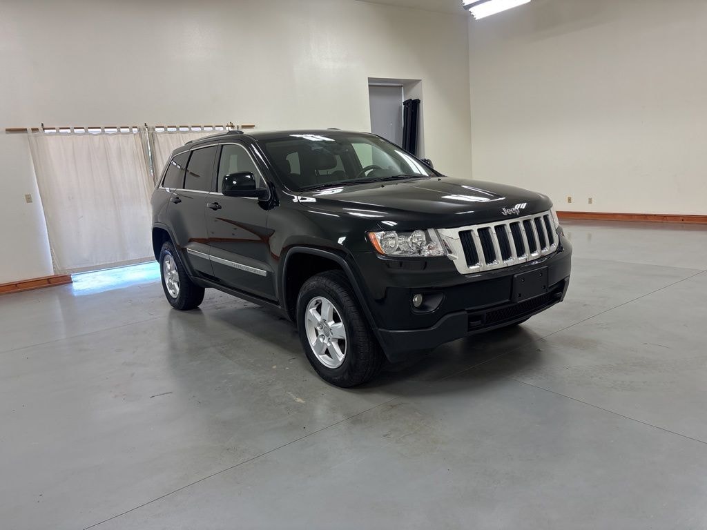 Used 2012 Jeep Grand Cherokee Laredo SUV