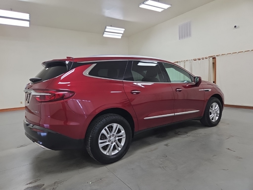 Used 2019 Buick Enclave Essence with VIN 5GAERBKW7KJ181864 for sale in Nashville, IL