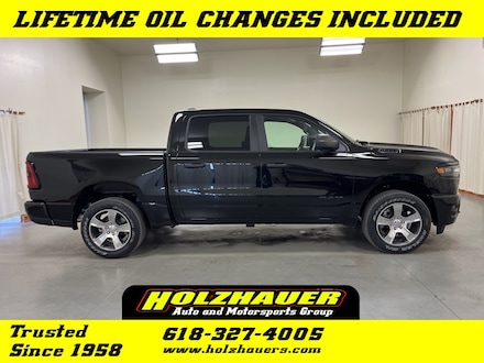 2025 Ram 1500 TRADESMAN CREW CAB 4X4 5'7 BOX Pickup