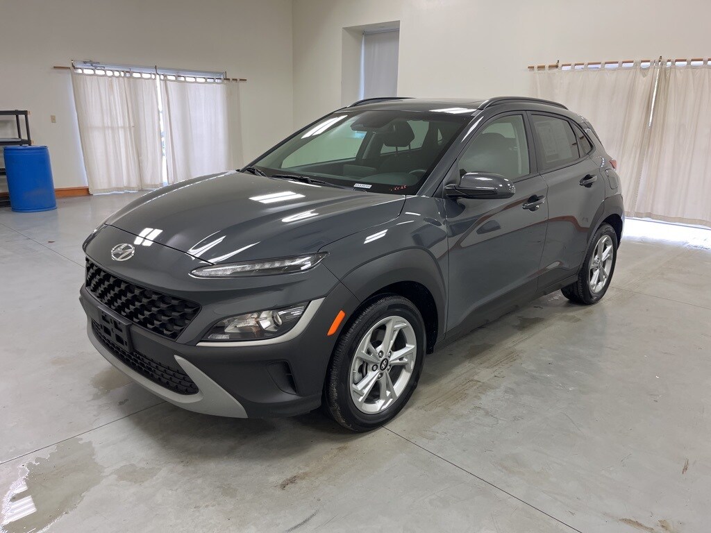 2023 Hyundai Kona SEL photo 4