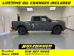 2026 Ram 2500 BLACK EXPRESS CREW CAB 4X4 6'4 BOX Pickup