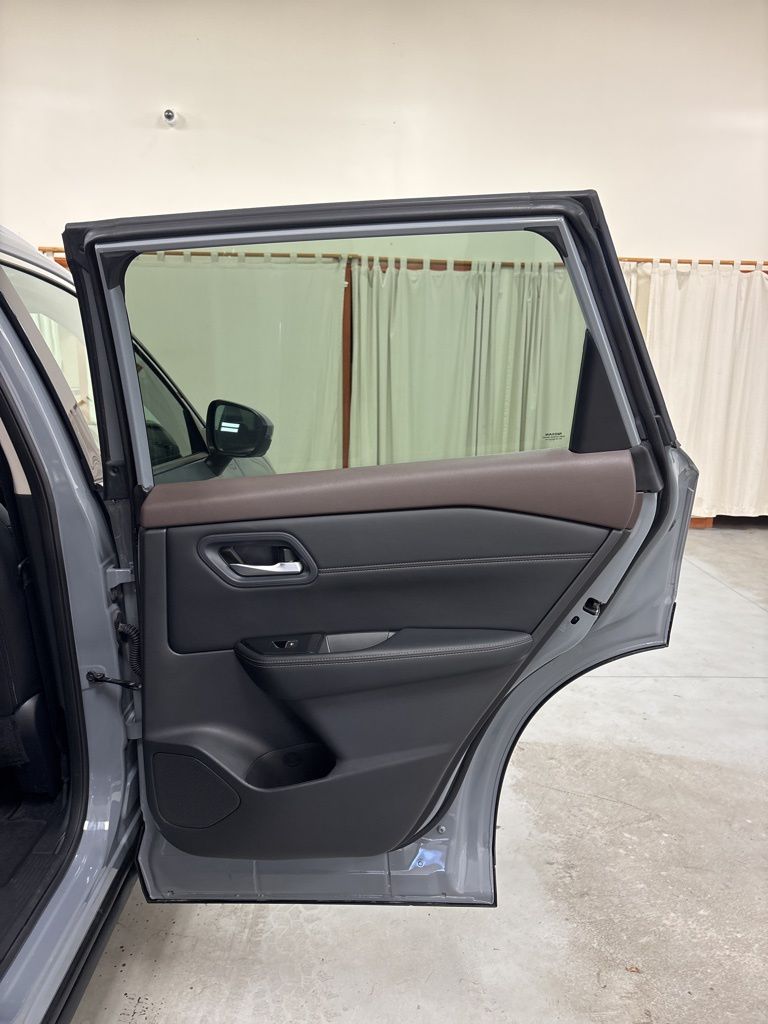 2023 Nissan Rogue SL - Photo 33