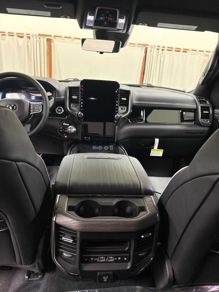 2026 RAM 1500 Limited - Photo 22
