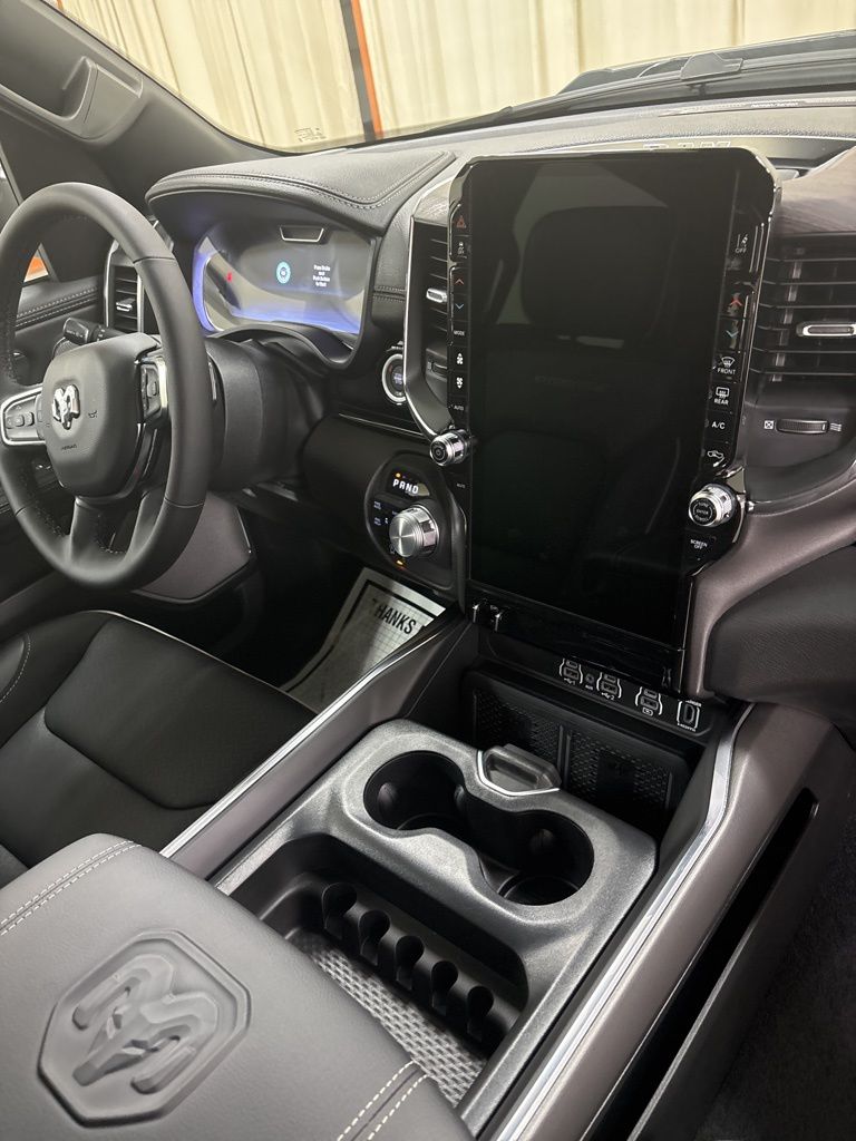 2026 RAM 1500 Laramie - Photo 34