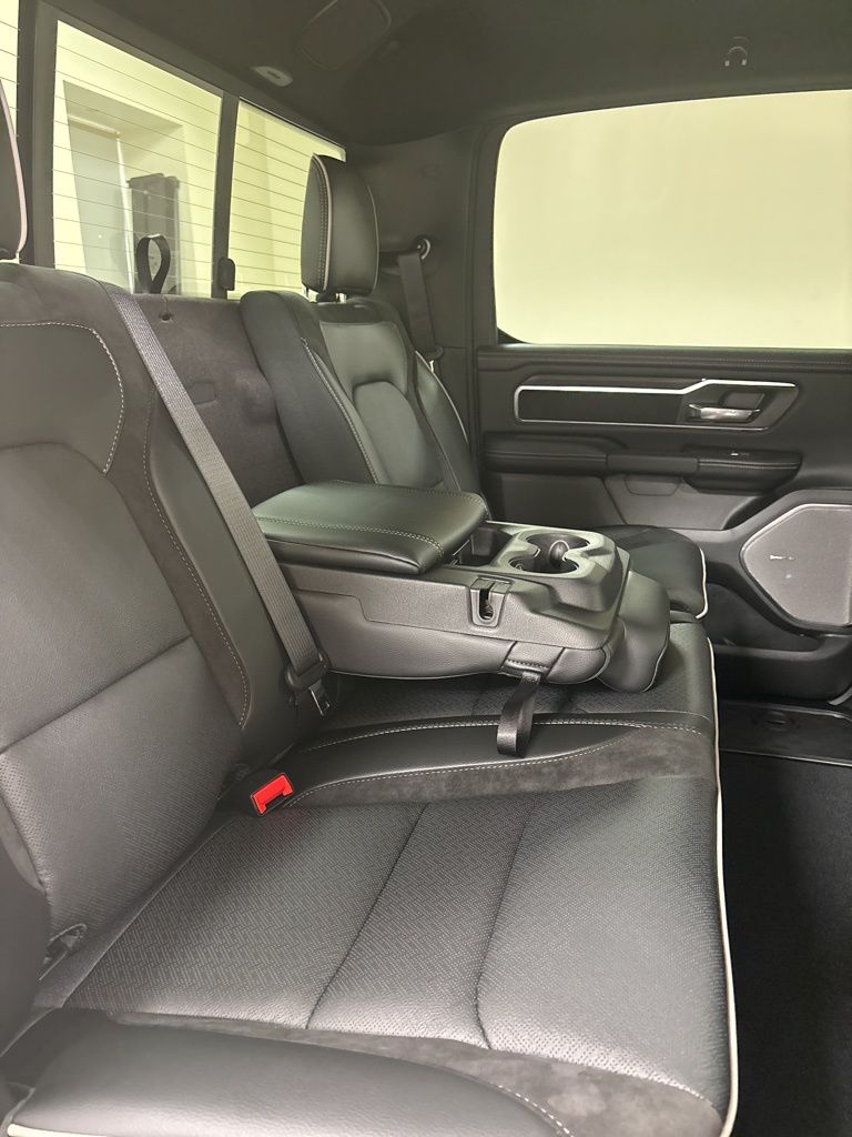 2026 RAM 1500 Laramie - Photo 40