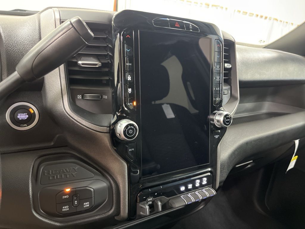 2025 RAM 2500 Tradesman - Photo 22