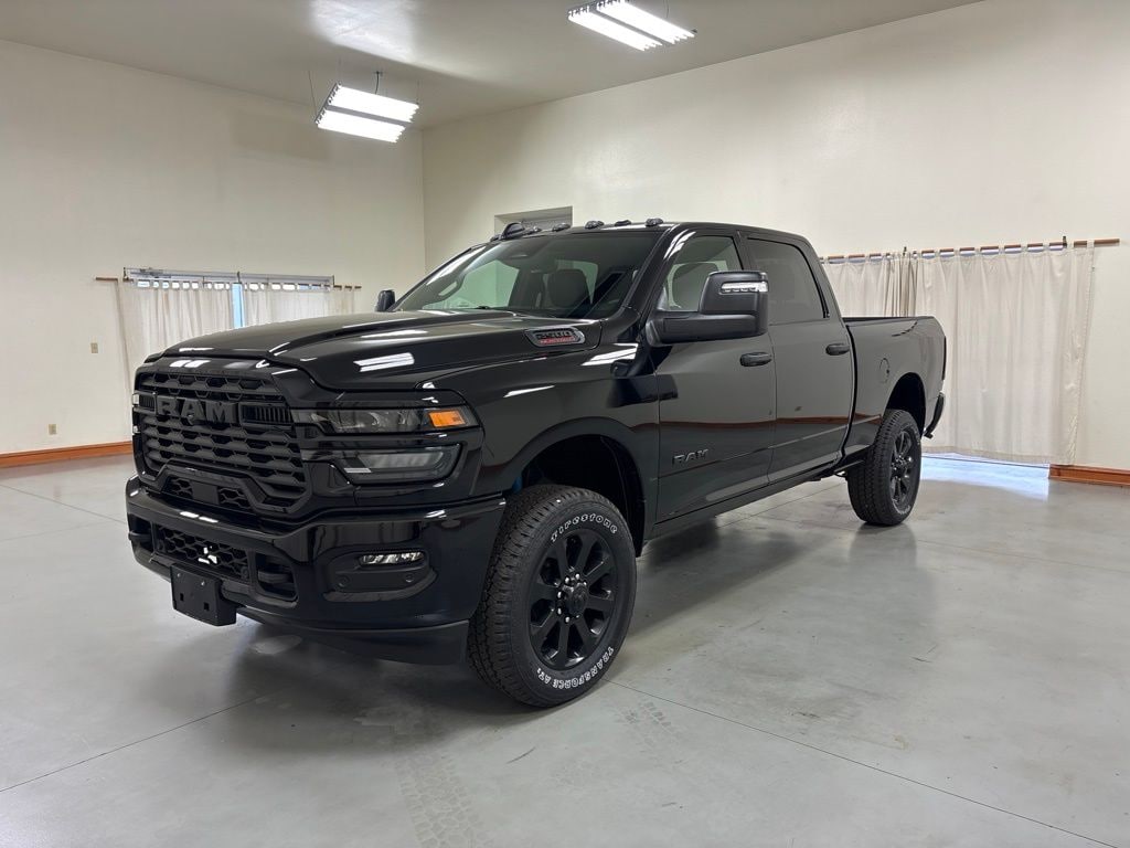 New 2026 Ram 2500 BIG HORN CREW CAB 4X4 6'4 BOX Pickup