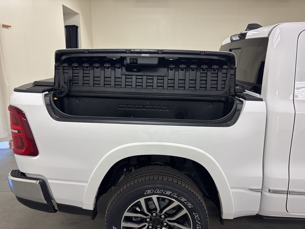 2026 RAM 1500 Limited - Photo 32