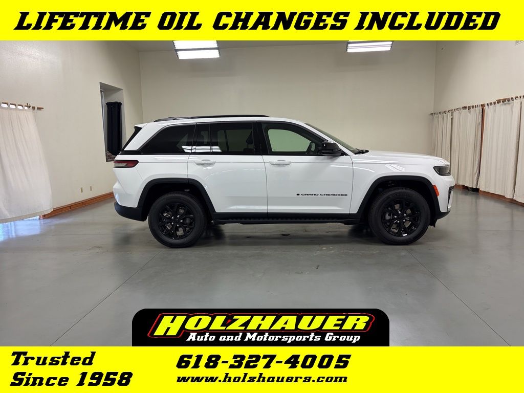 2026 Jeep Grand Cherokee Laredo Altitude 4x4's photo