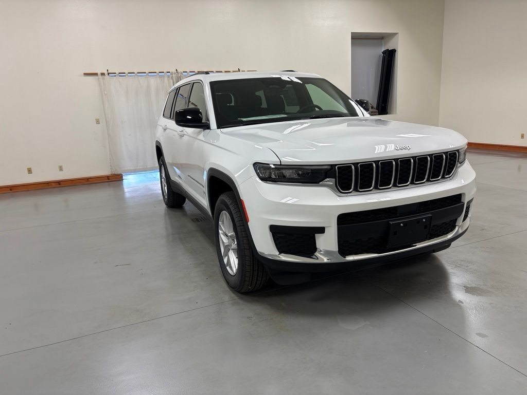 New 2026 Jeep Grand Cherokee L L LAREDO X 4X4 Sport Utility