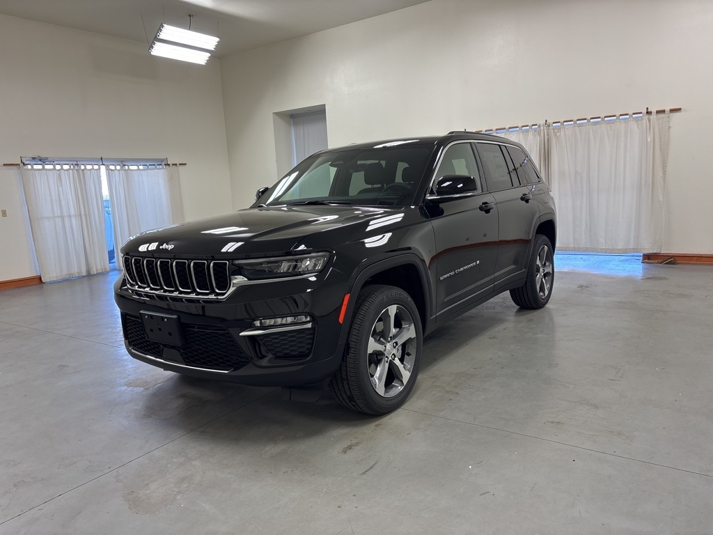 New 2025 Jeep Grand Cherokee LIMITED 4X4 Sport Utility